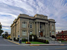 Picture of the front of the Wasco courthouse